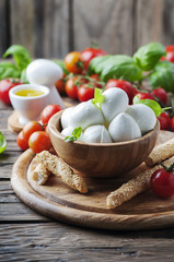 Italian mozzarella with tomato and basil