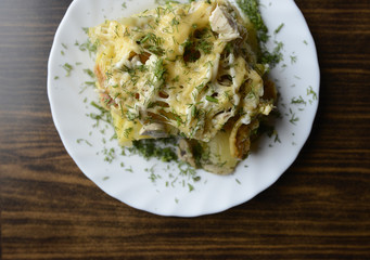 baked potato with chicken and cheese