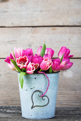 tulpenstrauß mit textfreiraum