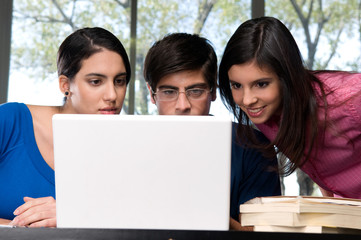 Peopple studying on the class