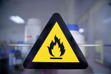 flammable chemical label