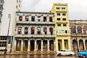 Cuba, La Habana, Malecón, Old and New