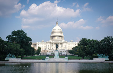 Naklejka premium Capitol Building
