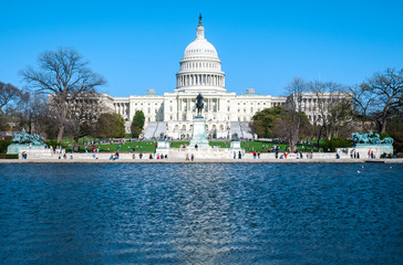 Fototapeta na wymiar Capitol Building