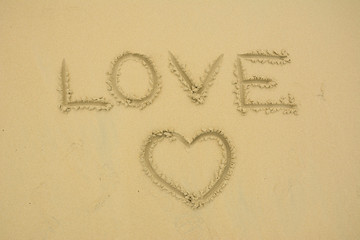 Love im Sand