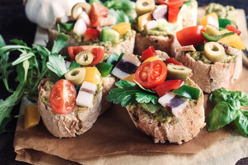 Bruschettas with bacon