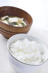ごはんと味噌汁