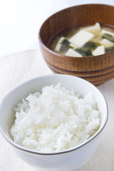 ごはんと味噌汁