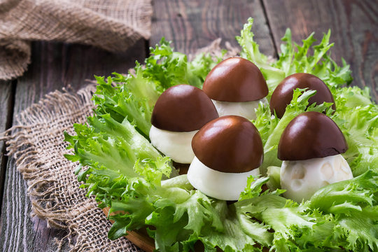 Stuffed eggs in the form of porcini