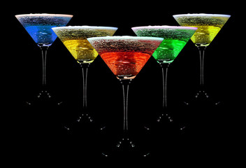 Water crown in cocktail glasses