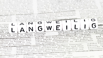 Obraz premium Langweiliger Zeitungsartikel