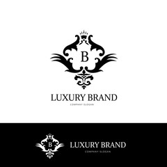 Obraz premium Luxury logo,boutique identity,real estate,property,royalty logo,hotel logo,crest logo,Victorian style logo,Vector Logo Template.