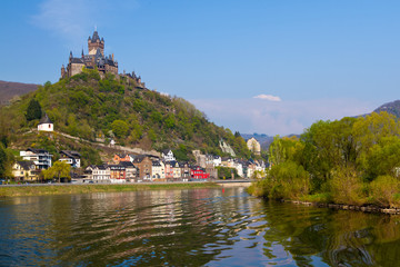 Fototapeta premium View to the town of Cochem, Germany.