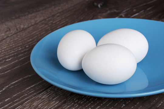 white chicken eggs