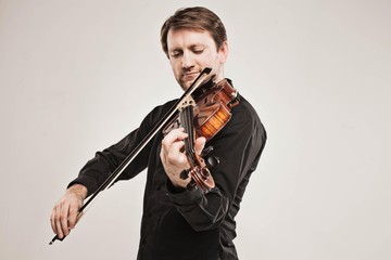 violinist with Viola