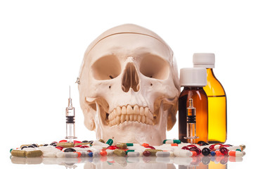 human scull medicines and drugs