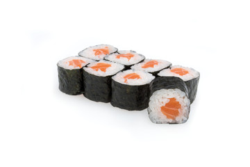 Sake Maki, Sushi, auf weißem Hintergrund, Foodfotografie