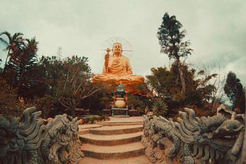 golden buddha