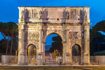 Fototapeta na wymiar The Arch of Constantine in Rome