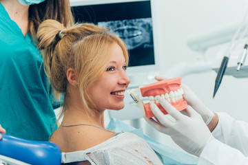 Fototapeta premium happiness patient at the dentist