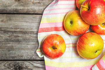 Country Apples . Washed before preparing the cake .