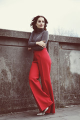 beauté femme mode brune style vintage