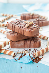 Hausgemachte Eis am Stiel