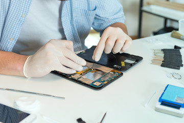 Fototapeta premium Tablet repair