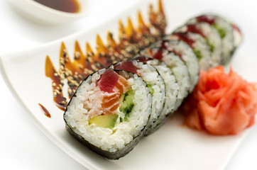 Roll tempura tuna and salmon