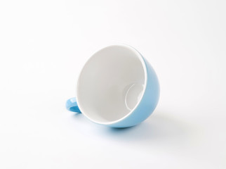 blue tea cup