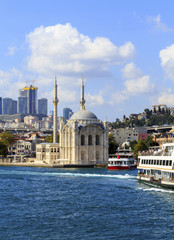 Fototapeta na wymiar Ortakoy mosque on European side, Istanbul, Turkey.