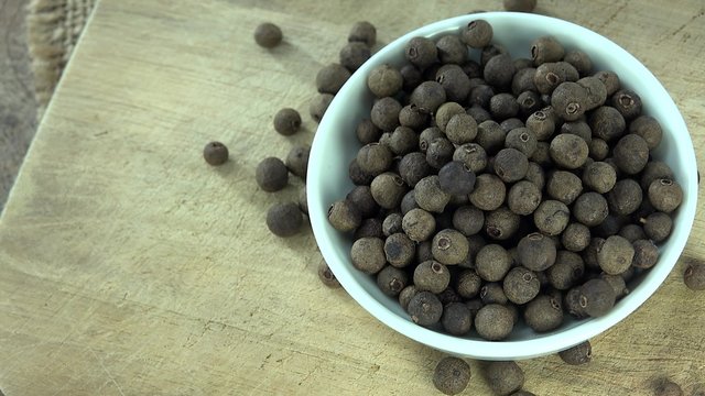 Portion of Allspice (rotating 4K footage; not loopable)