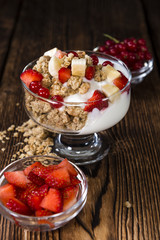 Glass with Crunchy Yoghurt and fresh fruits