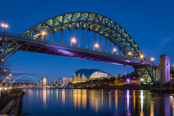 Fototapeta na wymiar Tyne Bridge at night