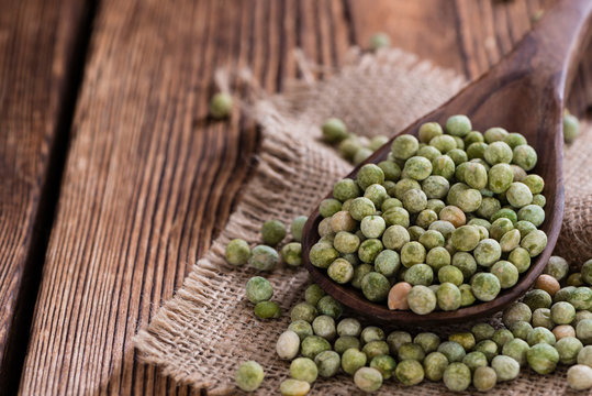 Heap of dried green Peas