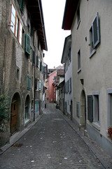 Bystreet / Narrow street in the old quarter of Brugg