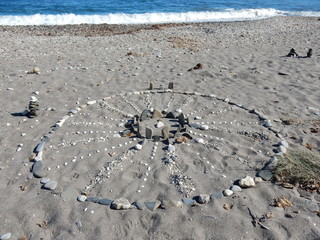 disegni sulla spiaggia