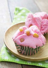 closeup pink wool cake