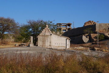 Fototapeta na wymiar Руины в Хампи - бывшей столицы Виджаянагарской империи 