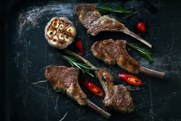 Grilled fresh lamb ribs with rosemary, garlic and chilli - 103196760