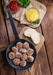 Some fresh made Meatballs