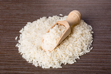 Uncooked jasmin rice