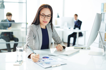 Fototapeta premium Secretary at work