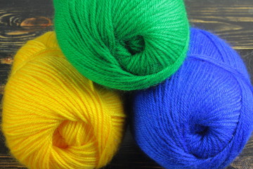 colored yarn for knitting