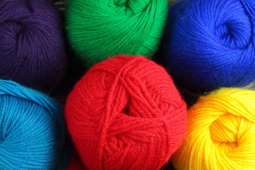 colored yarn for knitting