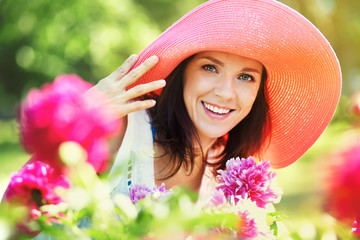 Fototapeta premium outdoor portrait of a beautiful woman