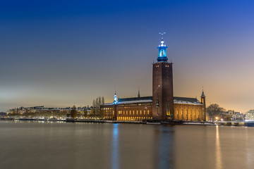 Obraz premium Stockholm city by night. City Hall