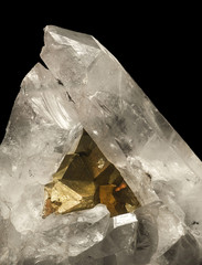 aggregate with pirite in crystal quartze
