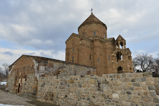 Akdamar