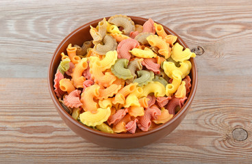 Wholegrain italian pasta in bowl